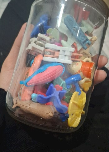 Çok Renkli Aksiyon Figürleri Seti