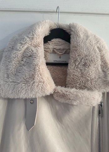 Beyaz Deri Kürklü Midi Ceket - Görsel 3