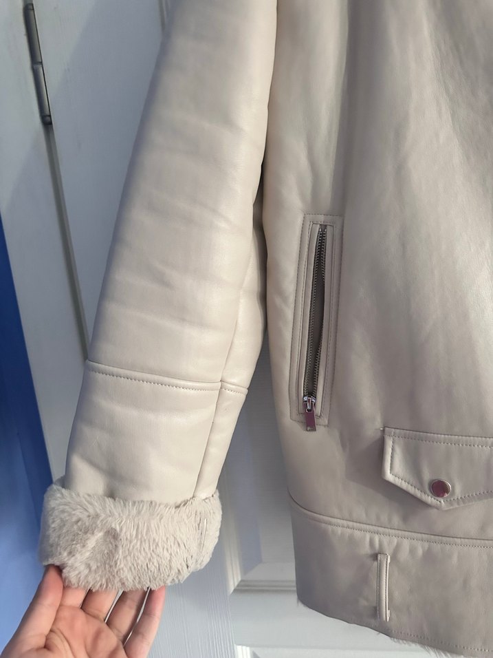 Beyaz Deri Kürklü Midi Ceket - Görsel 2