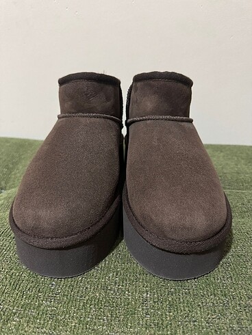 Yurt dışı Ugg bot