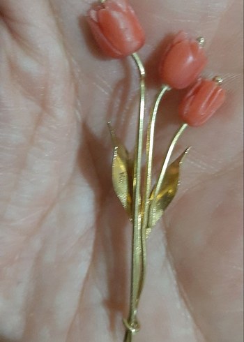 American Vintage 14 k mercan antika broş