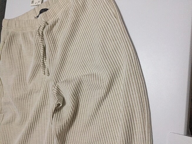 Çizgili yumuşak pantolon - Görsel 3