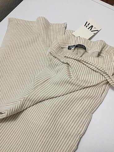 Çizgili yumuşak pantolon - Görsel 2