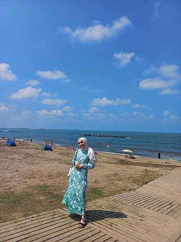 Yeşil elbise