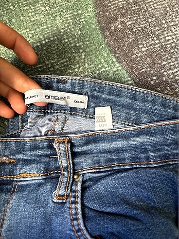Ambre Solaire Kot jean