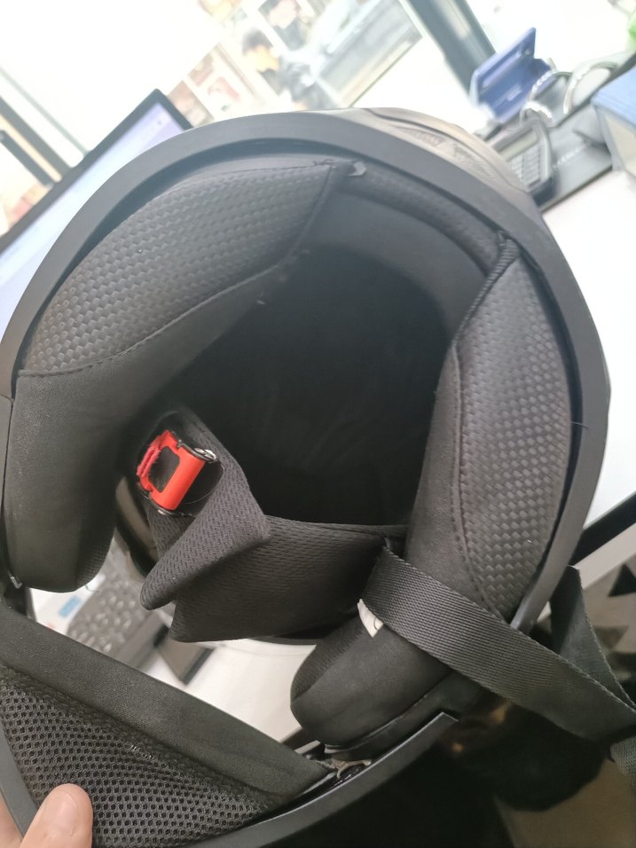 Siyah Biker Kask Velcro Detaylı - Görsel 4