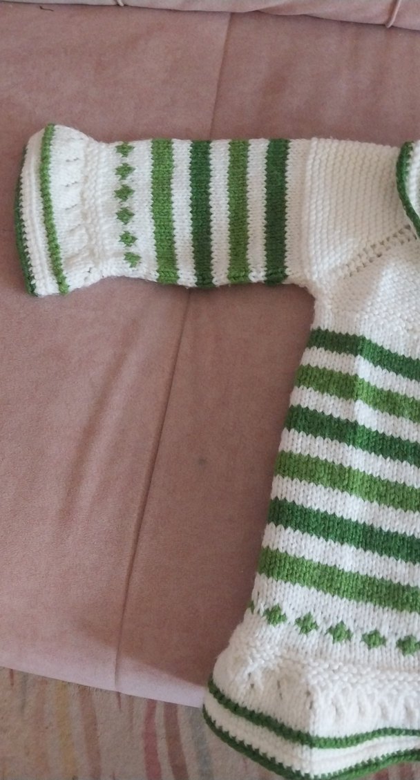 Kız Çocuk Yeşil Çizgili Örgü Hırka - Görsel 2