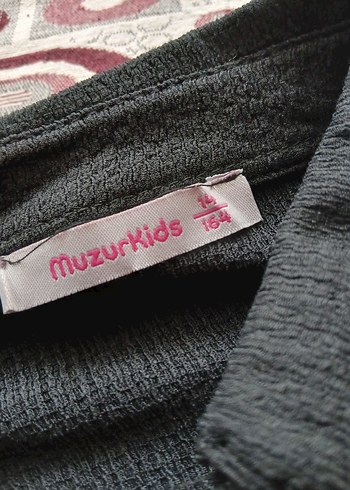 14 yaş siyah gömlek sorunu yok temiz şık  durur ölçü verildi - Görsel 6