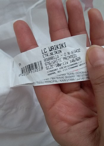 LC Waikiki LC Waikiki 10.11 yaş etek sorunu yok temiz ölçü verildi