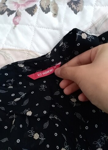 LC Waikiki LC Waikiki 36 s beden gömlek bluz sorunu yok yeni gibi iç goster