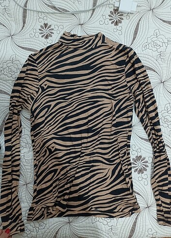 Zebra desenli bluz 