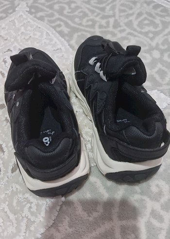 27 Beden cocuk unisex spor ayakkabi