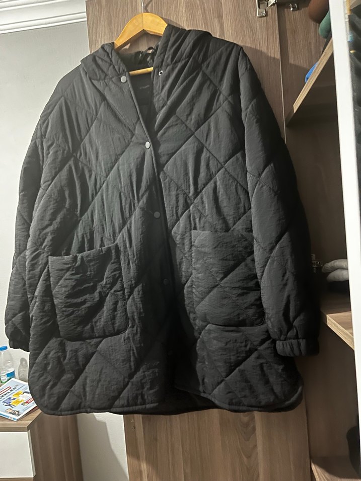 Düğmeli Siyah Midi Kadın Ceket - Görsel 3