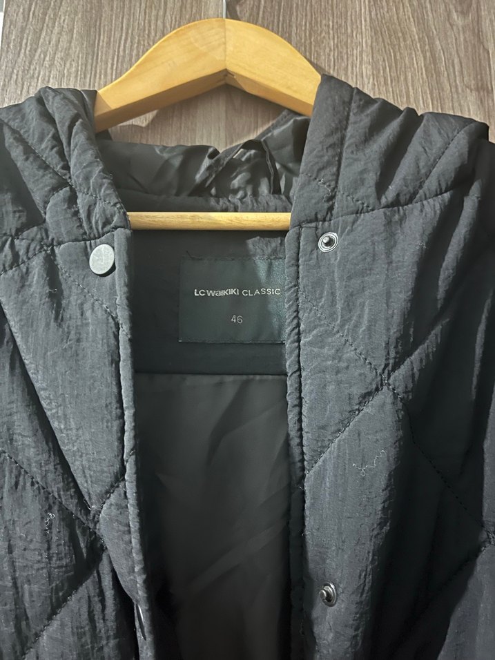 Düğmeli Siyah Midi Kadın Ceket - Görsel 5