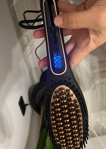 Siyah Saç Düzleştirici Fırça - Görsel 5