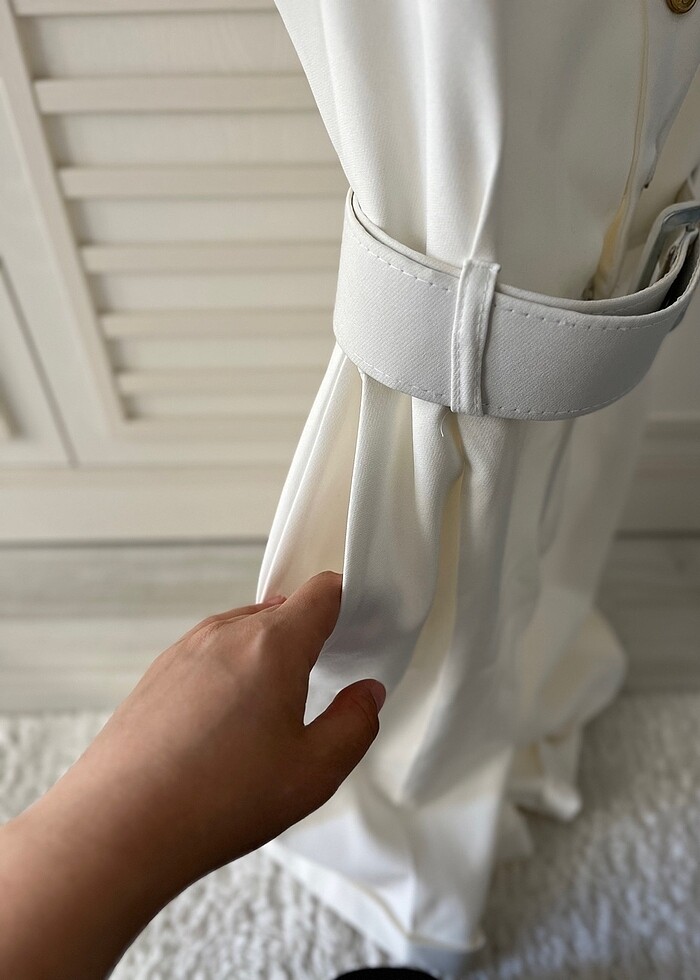 Beyaz kısa tulum - Görsel 4