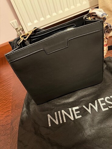  Beden siyah Renk Nine west çanta