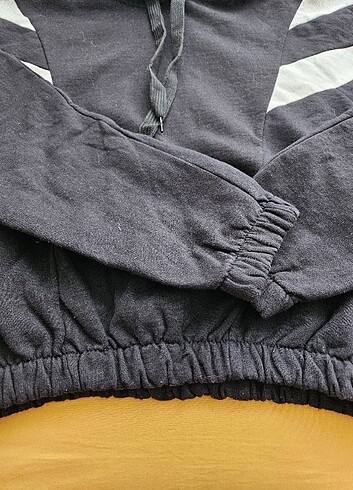 l Beden SWEAT