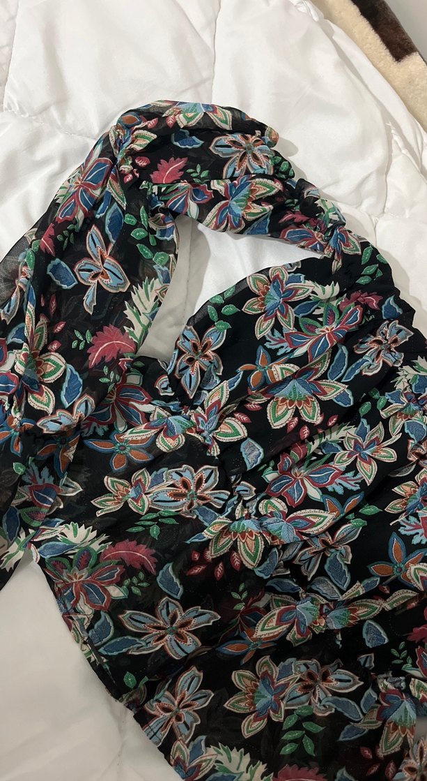 Şifon çiçek desenli bluz - Görsel 2