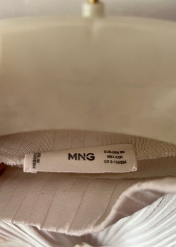 Beyaz Piliseli Yüksek Yaka Kadın Kazak - Görsel 2