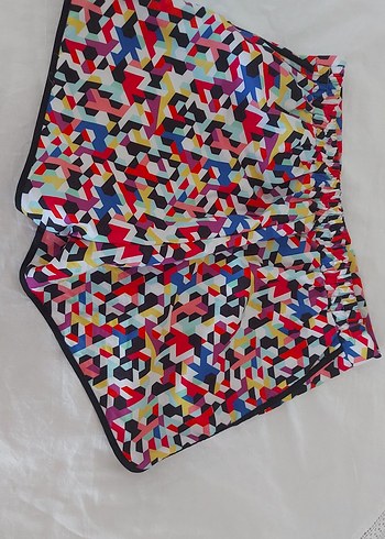 Renkli Deniz Şortu - Görsel 3