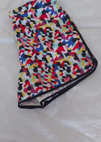 Renkli Deniz Şortu - Görsel 2