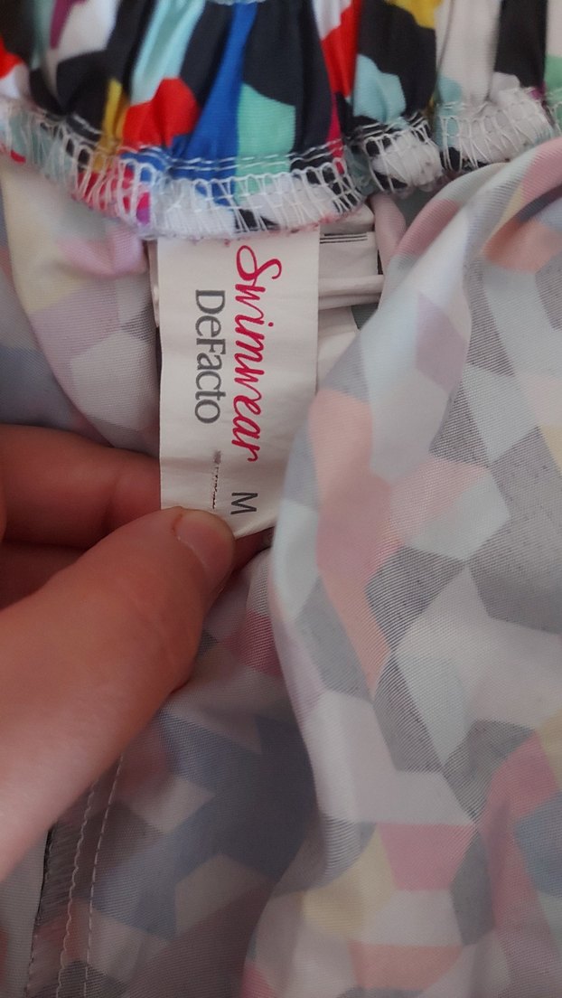 Renkli Deniz Şortu - Görsel 4