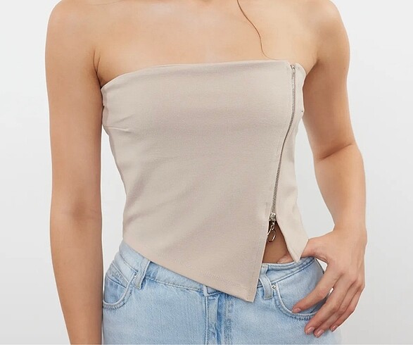 Trendyol & Milla KREM FERMUARLI CROP