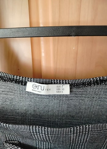 36 Beden Kadın Gri Kareli Kısa Salopet
