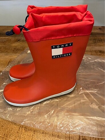 35 Beden Tommy Hilfiger Çizme