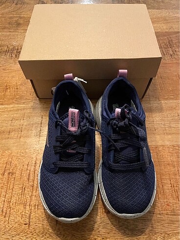 Skechers Spor Ayakkabı