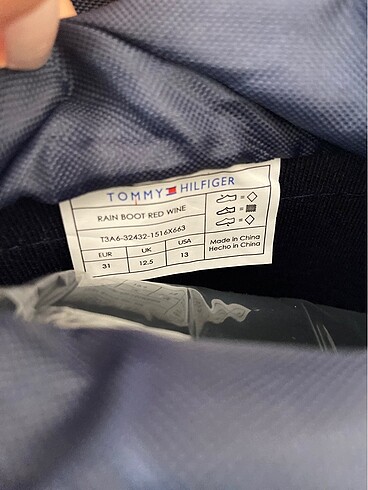 31 Beden Tommy hilfiger yağmur çizmesi