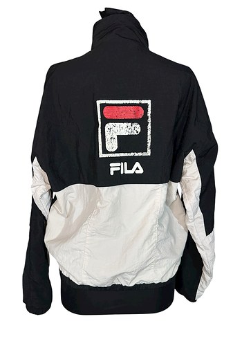 Fila  m