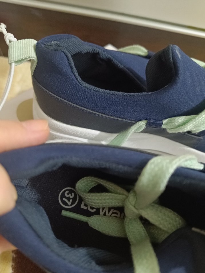 LC Waikiki Kadın Lacivert Dolgu Topuk Spor Ayakkabı - Görsel 4