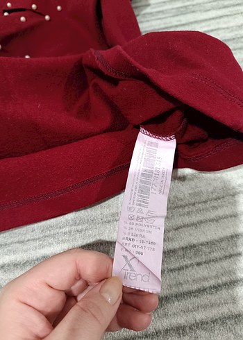 Kırmızı Uzun Kollu bluz incili - Görsel 4