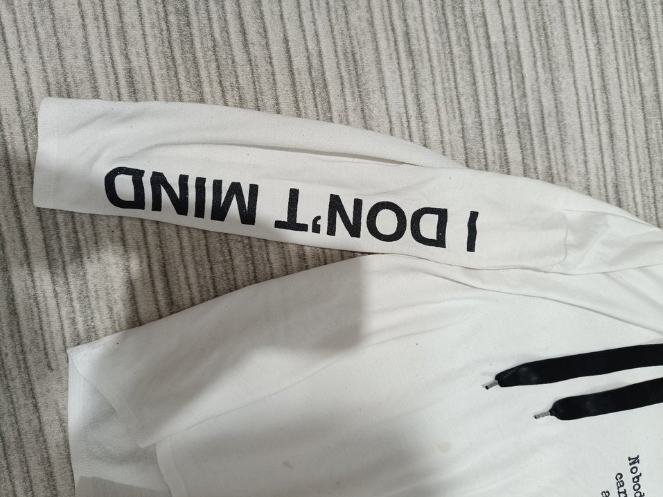 Kapüşonlu Beyaz Kadın Sweatshirt - Görsel 2