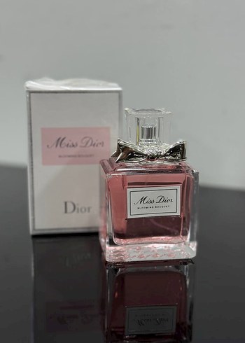 Prada Paradoxe Intense Kadın Parfümü - Görsel 10