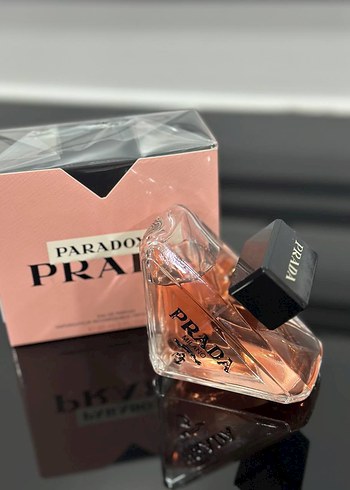 Prada Paradoxe Intense Kadın Parfümü - Görsel 2