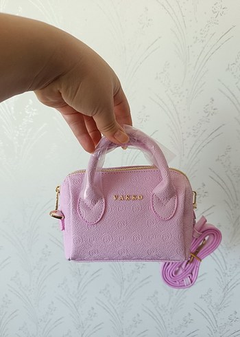 Vakko pembe Speedy