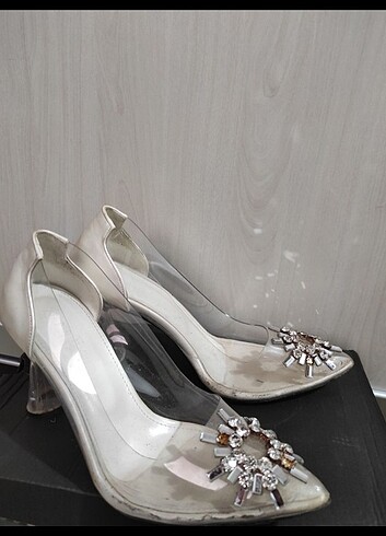 40 Beden beyaz Renk Topuklu ayakkabı 