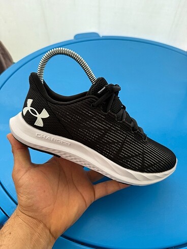 Orjinal Under Armour 37,5 numara sıfır