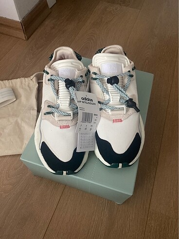 Adidas Adidas Beyonce ıvy park koleksiyonu