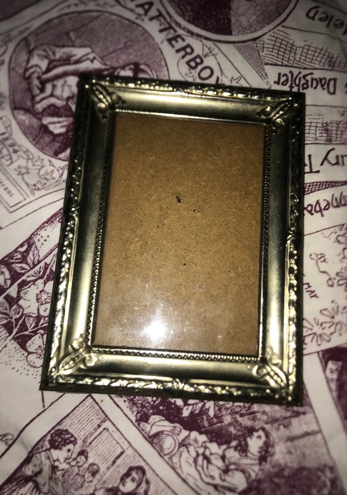 Parlak Altın Renkli Çerçeve - Görsel 4