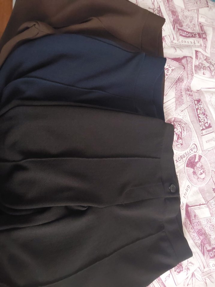 Siyah Pilili Kadın Kumaş Pantolon - Görsel 3