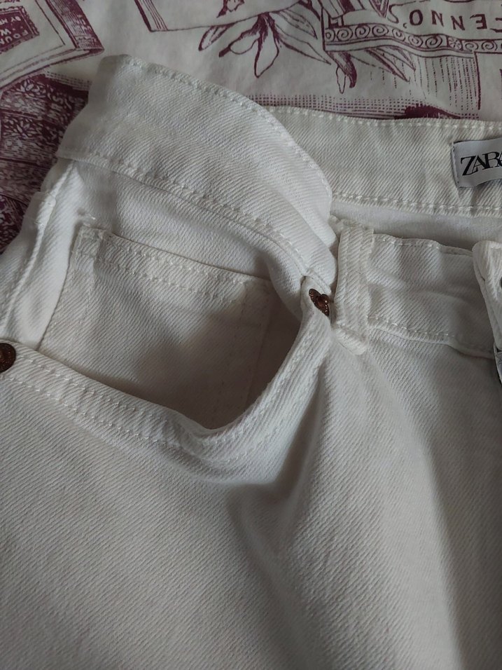 Düğmeli Beyaz Midi Boy Kadın Jean - Görsel 3