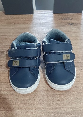 LC Waikiki Erkek Çocuk Cırt Cırtlı Spor Ayakkabı