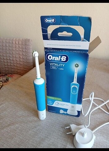  Beden Oral b elektrikli diş fırçası 
