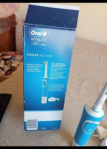  Beden Renk Oral b elektrikli diş fırçası 