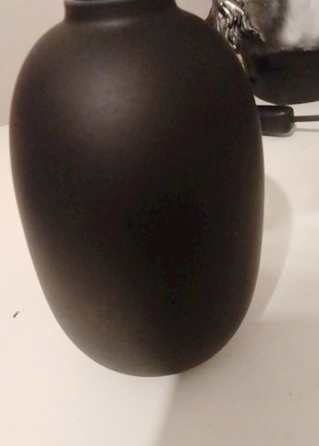 H&M. markaMat Siyah Seramik Vazo - Görsel 3