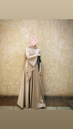Sinem Birinci Elbise